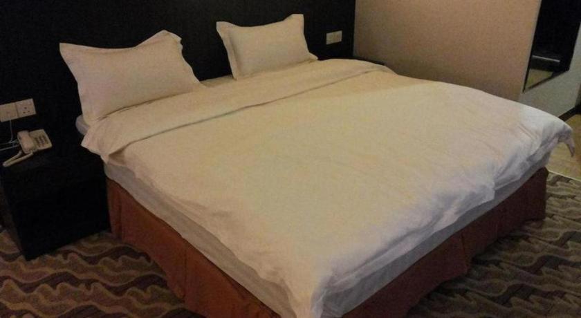 Eminent Hotel Κότα Κιναμπαλού Εξωτερικό φωτογραφία