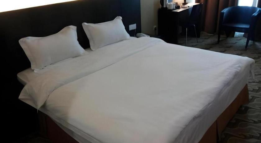 Eminent Hotel Κότα Κιναμπαλού Εξωτερικό φωτογραφία
